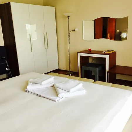 Psb Apartments In Midia Family Resort Aheloy