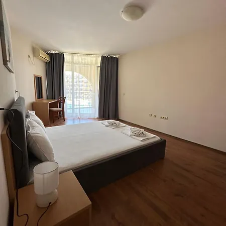 Psb In Midia Apartment Aheloy
