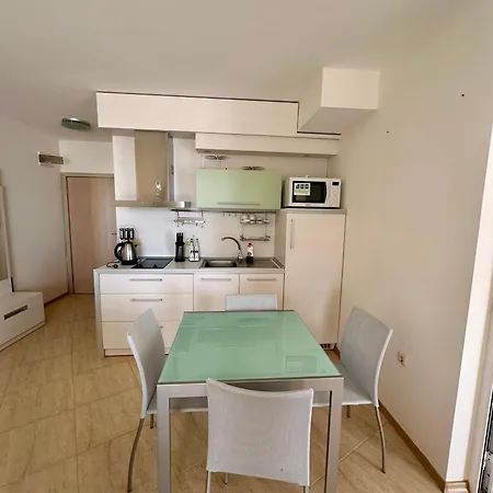 Psb Apartments In Midia Family Resort Aheloy *
