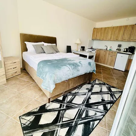 Psb In Midia Apartment Aheloy